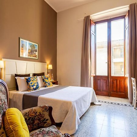 Marlin Rooms Cagliari Eksteriør billede